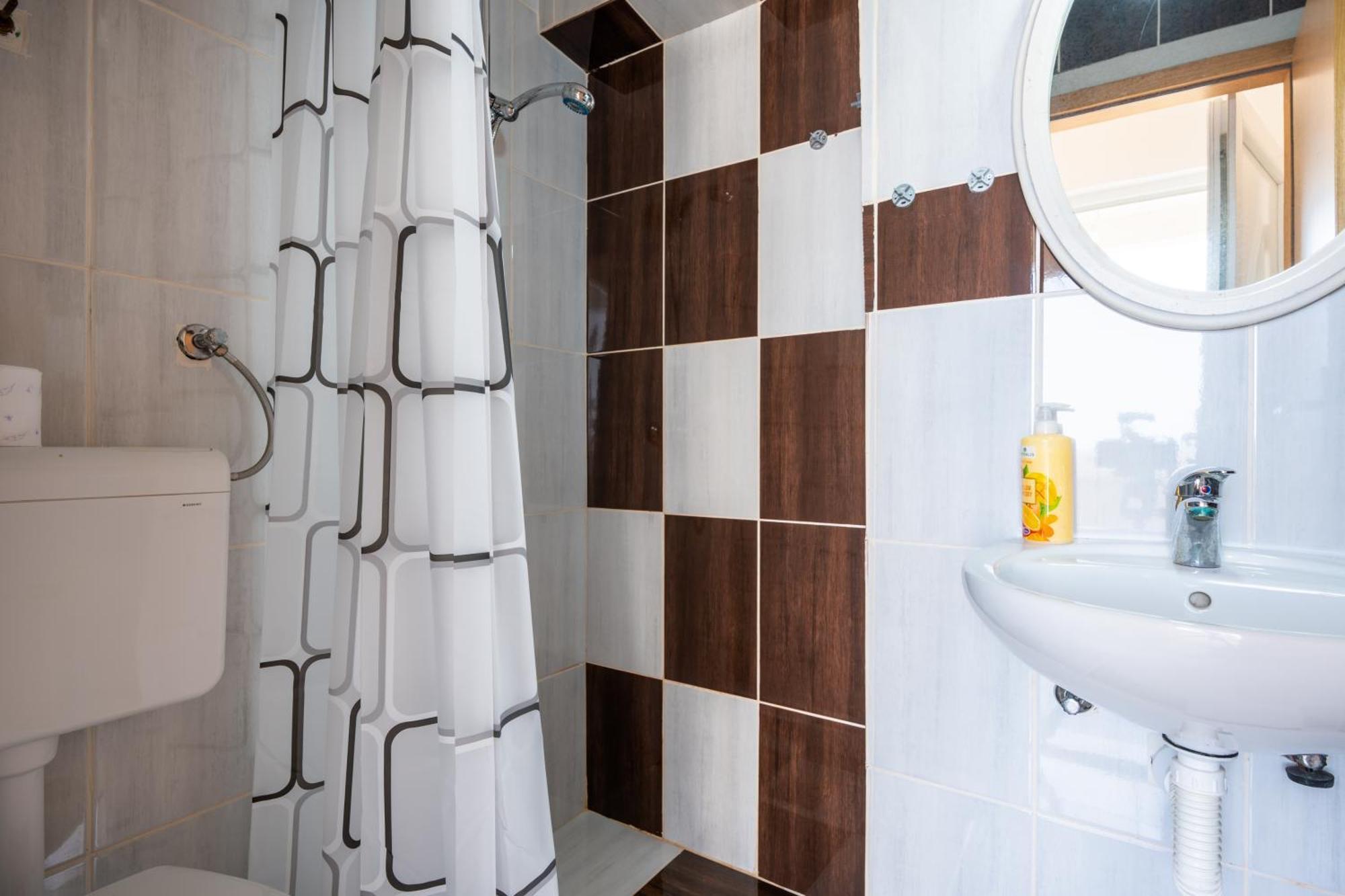 Apartmani Neuense Неум Екстериор снимка