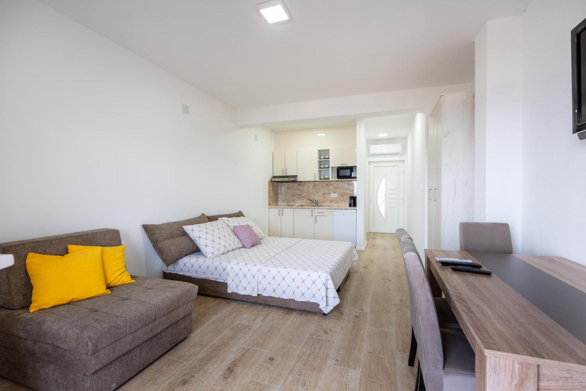 Apartmani Neuense Неум Екстериор снимка